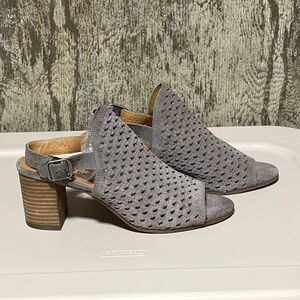 Lucky Brand Gray Peep-Toe Heels